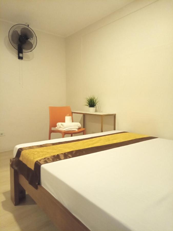 Airport Hostel Manila Pasay Exterior foto